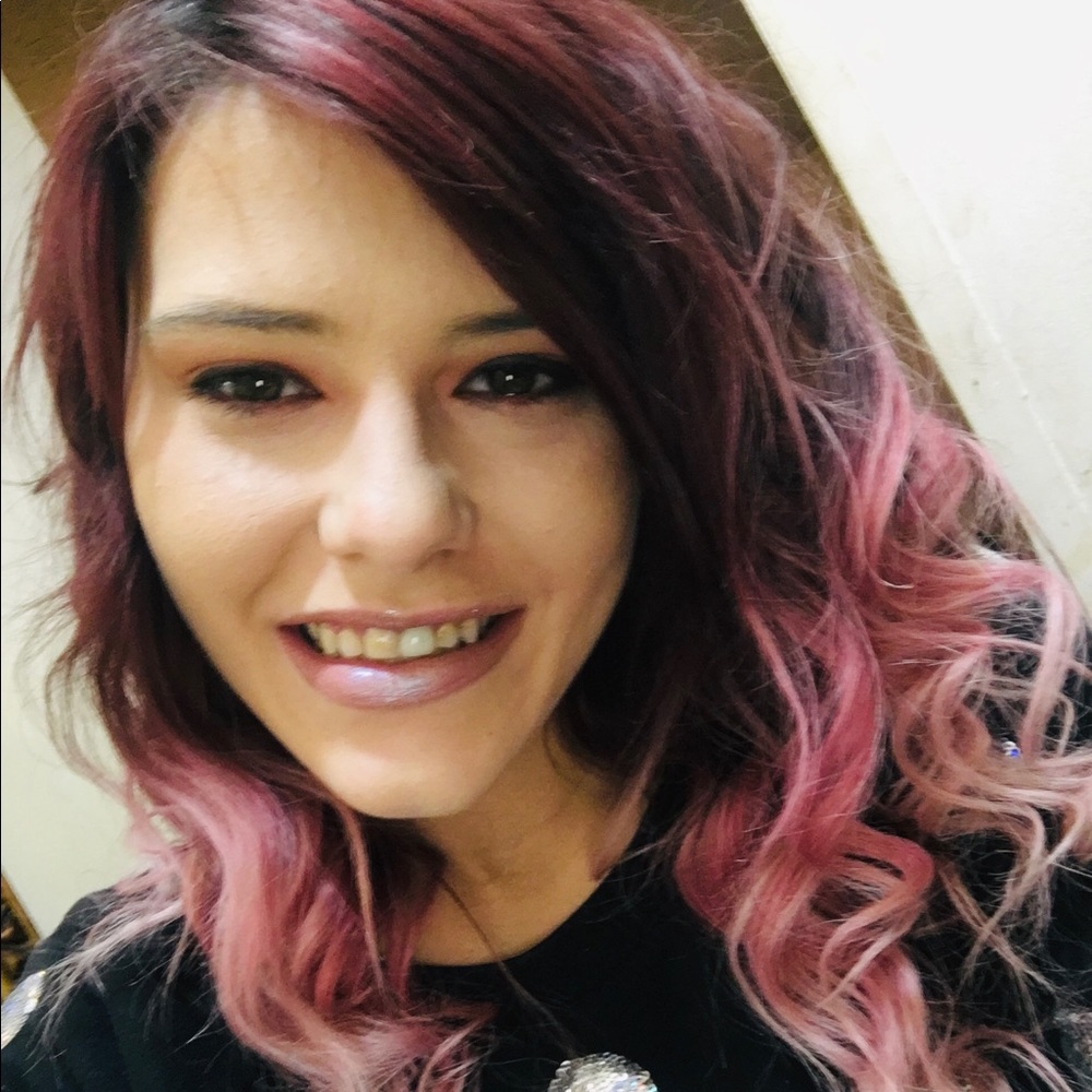 Meet your Posher, Tara